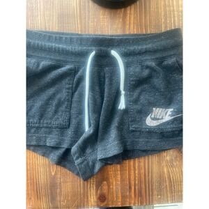 Nike Small Shorts